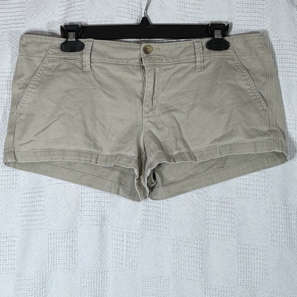 American Eagle Outfitters Women's Y2K Micro LowRise Tan Shorts Size‎ 6